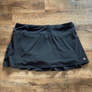EUC Lululemon Black Women's Skort